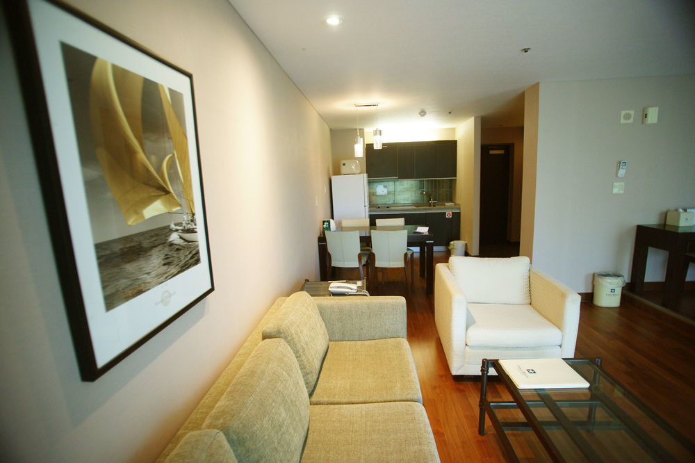 Lake Hills Jeju Resort Szogüpho Kültér fotó
