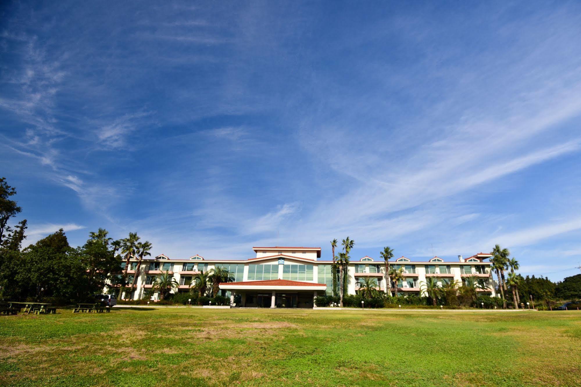 Lake Hills Jeju Resort Szogüpho Kültér fotó