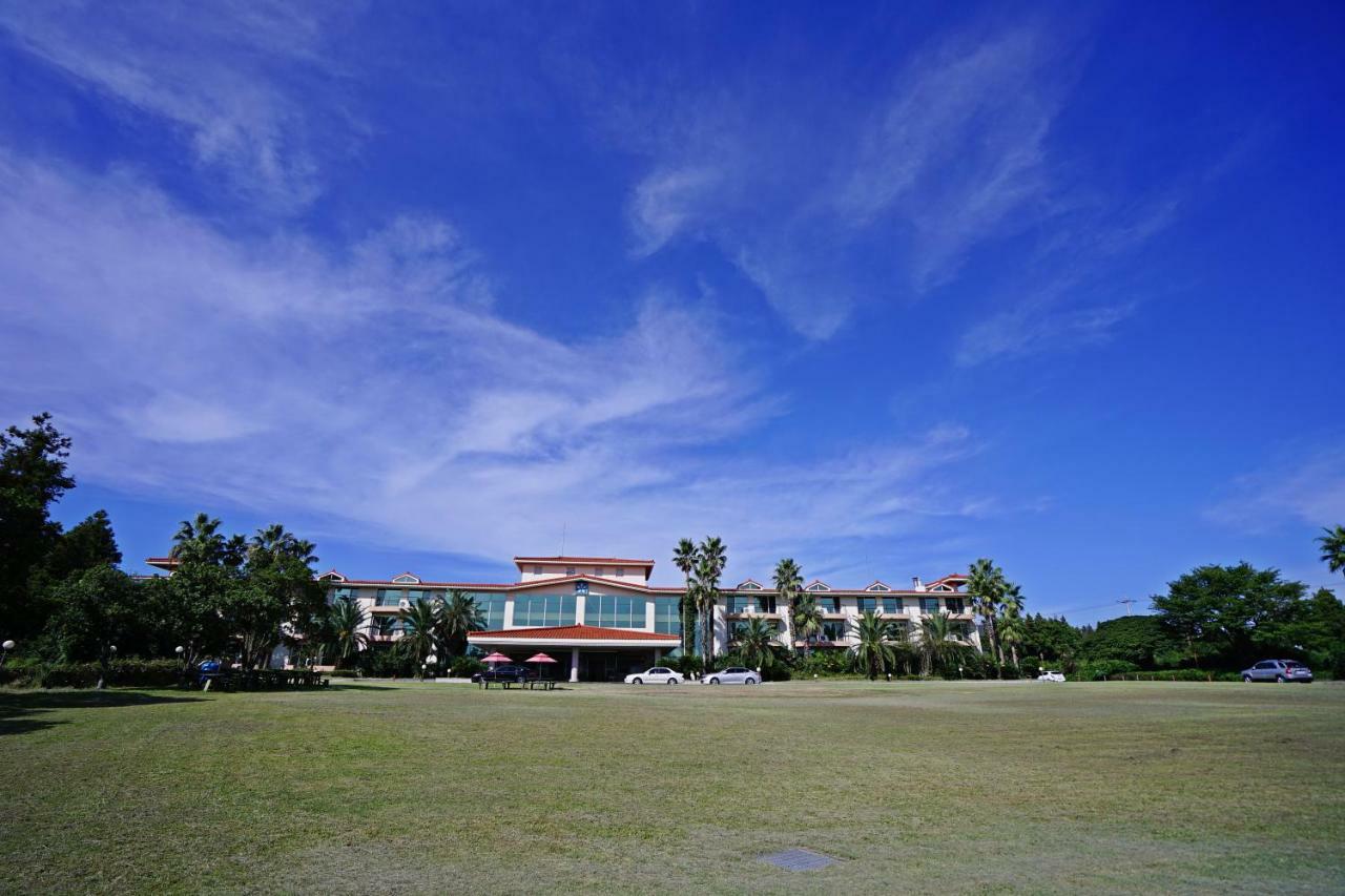 Lake Hills Jeju Resort Szogüpho Kültér fotó